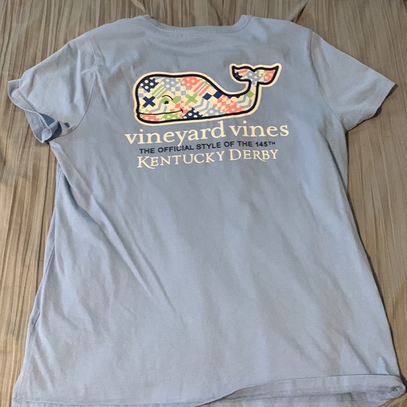 Vineyard Vines Sized M short sleeved shirt - Picture 4 of 5
